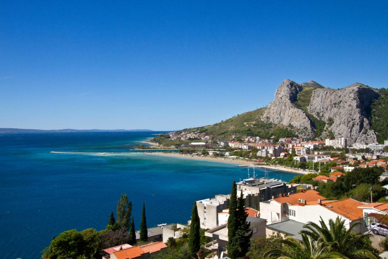 Villa Omis Michy - Family House For Big And Small Groups Екстер'єр фото